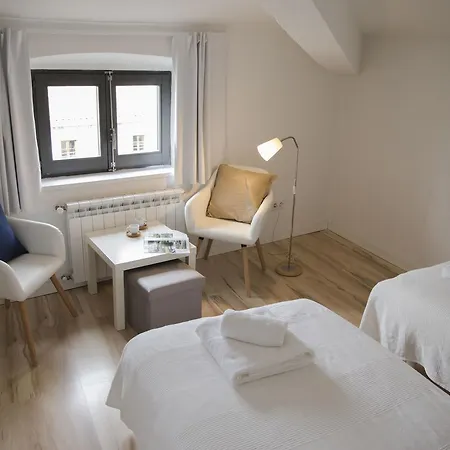 Rc Rambla Apartmán Girona